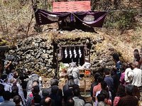吉田胎内神社2.jpg