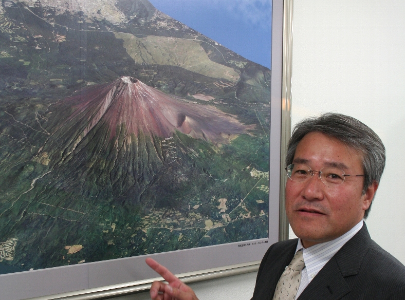 3D写真パネルは富士山クラブ各事務所・・・クリックで「拡大」