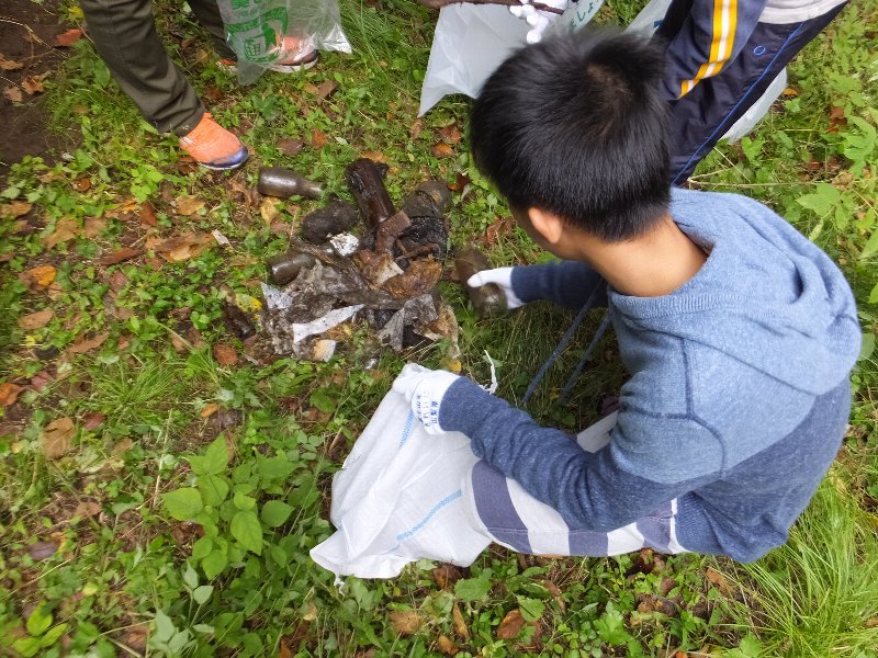 世田谷区立砧中学校1年生の皆様と一緒に清掃活動を行いました！
